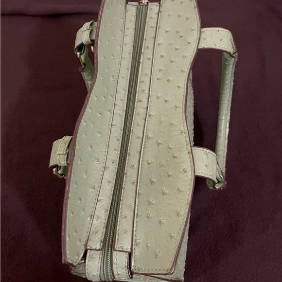 Bueno Green Satchel with Structured Design and Textured Finish - Picture 6 of 11